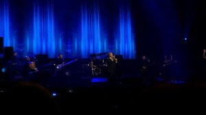 Julio Iglesias - Mammy Blue- Live-2-22-2014