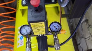 Компрессор масляный поршневой Техник КМ-2265 100 л 3 поршня 65 мм. #компрессор #техника #гараж