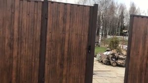 Забор из профнастила цвет античный дуб