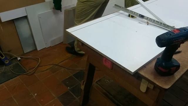 Простые кондукторы для изготовления шкафа-купе.