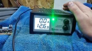 Вымпел 57. Со встроенным контроллером заряда.