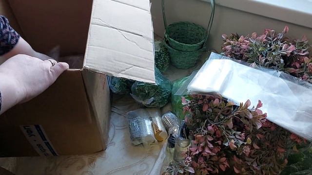 Мыловарение.Распаковка мыловара. 12.02.2024г смотреть онлайн