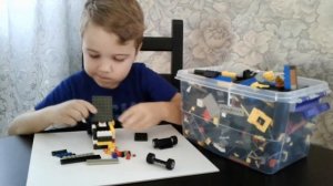 Машина из Lego за 10 минут без инструкции. / Assembled a Lego car without instructions.