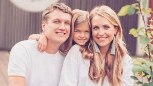 ИЗВЕСТНАЯ АКТРИСА! Кто жена и как выглядит единственная дочь актера Анатолия Руденко?