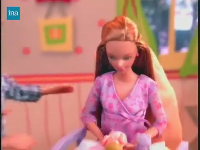 Happy Family Doll Commercial (FR 2002)