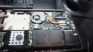 КОРОТЕЦ! Ноутбук не включается после того, как в него воткнули USB-устройство