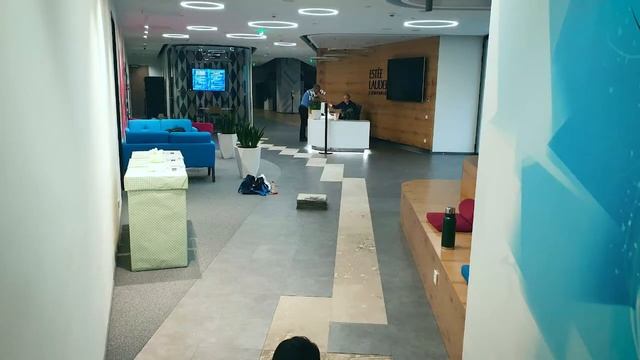 Ремонт кварц виниловой плитки от Пол и Холл смотреть онлайн