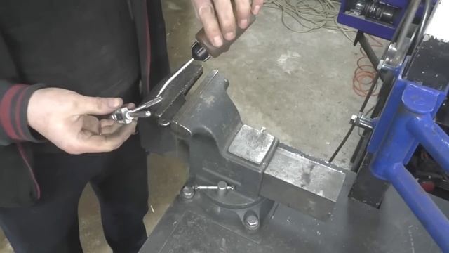 5 самоделок для гаража, мастерской своими руками!