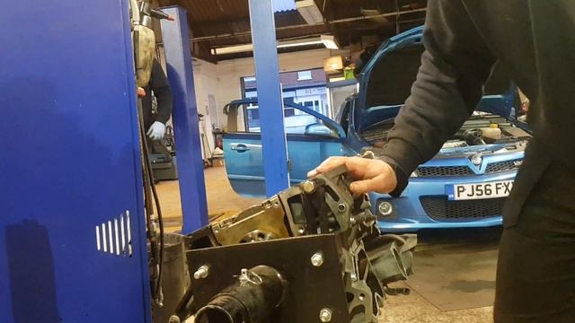 2.0 duratec engine rebuild part 4 смотреть онлайн