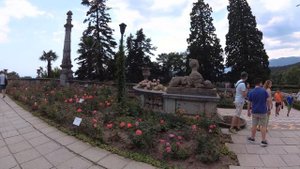 Вот такие дачи были у  царей. Масандра. Крым.