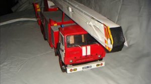 Камаз из бумаги (Пожарный подъемник) Building a paper Model car (fire car kamaz Bronto Skylift)
