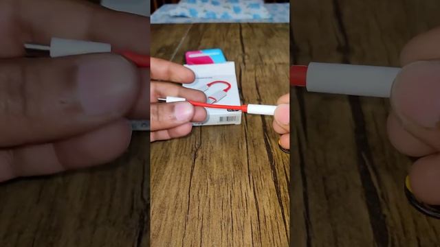 Type C to 3.5mm Adapter смотреть онлайн