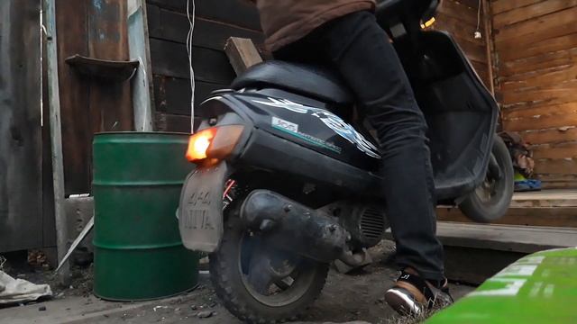 СТОКОВЫЙ YAMAHA JOG. НАВАЛ, СТАНТ, БУРНАУТ. смотреть онлайн