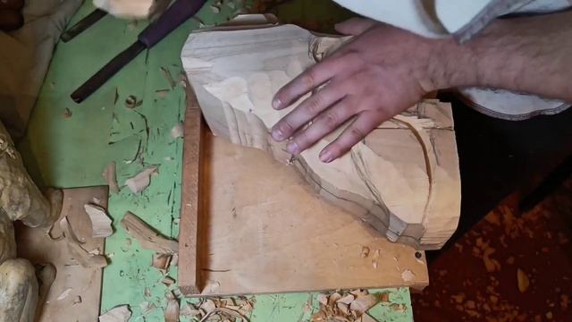 Резная скульптура льва часть 1