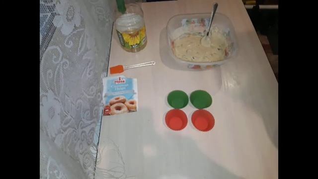 КЕКСЫ. КАК ПРИГОТОВИТЬ КЕКСЫ С ИЗЮМОМ. смотреть онлайн