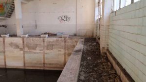 Заброшенный бассейн (Заброшенные объекты. Выпуск 17)