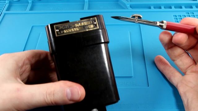 Указательное реле (блинкер) ЭС-21. Описание конструкции и принципа действия. В конце поздравление !