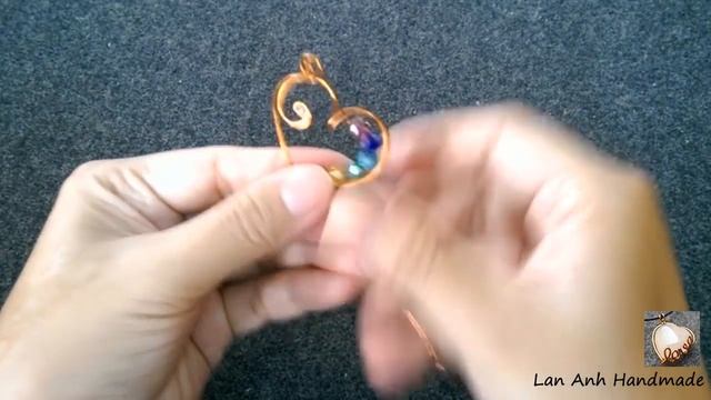 heart pendants with colored crystal beads - How to make wire jewelry 201 смотреть онлайн