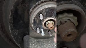 Easy way to Remove a Frozen Lexus RX300 Car Rotor