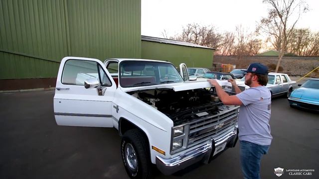 1987 Chevrolet K10 Silverado смотреть онлайн