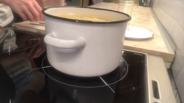 Хек с овощами в томатной заливке и гарнир из очень вкусного картофеля пюре смотреть онлайн