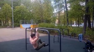 Workout на брусьях