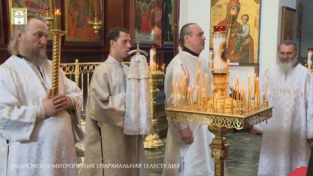 Митрополит Иосиф совершил всенощное бдение в Успенском соборе 8.06.2016