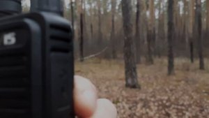 Связь между Retevis RT85 и Baofeng UV82 в лесу на 433МГц