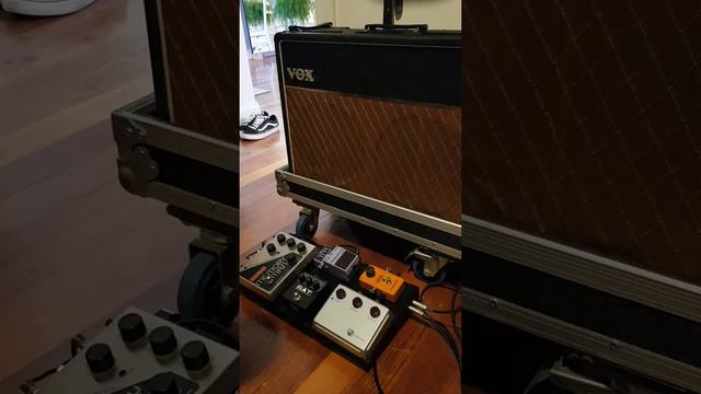 Vintage '64 VOX AC30 Top Boost with Strat and Les Paul смотреть онлайн