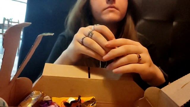 ОБЗОР НА СЛАДКИЙ ПОДАРОК смотреть онлайн