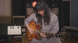 The Amp by Milkman Sound: Gibson 330