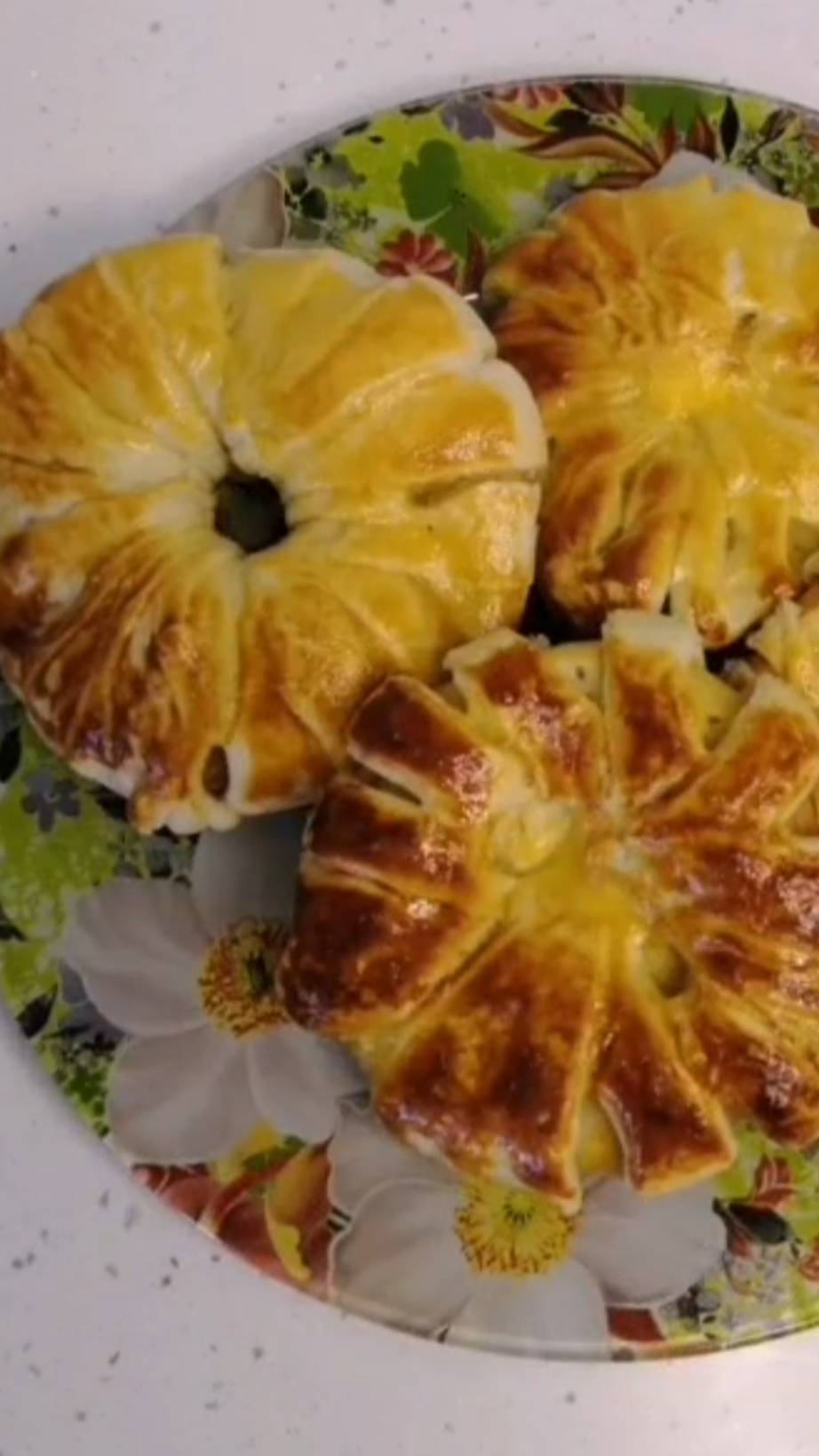 всего два ингредиента и есть с чем по пить чай))