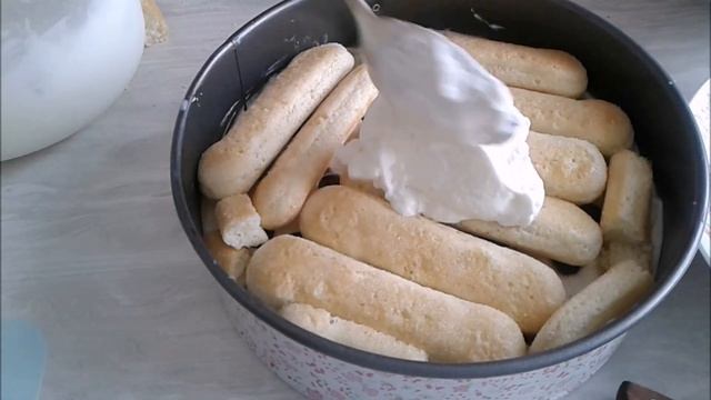 торт с печеньем  савоярди и легким творожным кремом