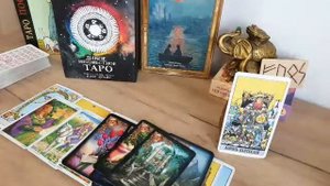 ЧТО ДУМАЕТНАШЕ БЛИЖАЙЩЕЕ БУДУЩЕЕ.4 КОРОЛЯ