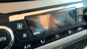 Замерзает лобовое стекло на ходу, Форд Фокус 3