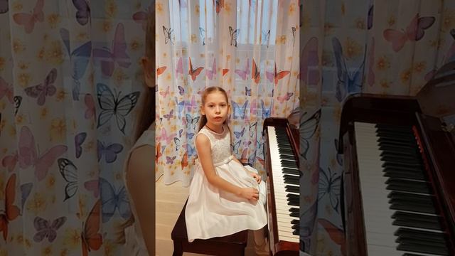 И.С. Бах «Бурре» из Партиты №1 для скрипки Галдеева Елизавета 7 лет смотреть онлайн