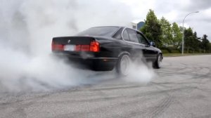 BMW E34 дрифт под музыку