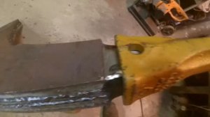 Клык экскаватора-погрузчика + чертежи!!!