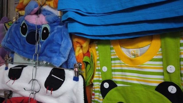 РЫНОК САДОВОД САМЫЕ НИЗКИЕ ЦЕНЫ ОТ 200 ДО 500