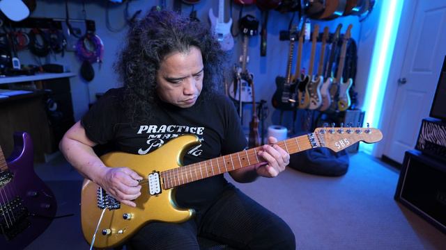 Budget SHRED Guitar SHOOTOUT! SBS Guitars Custom VS Showroom Series смотреть онлайн