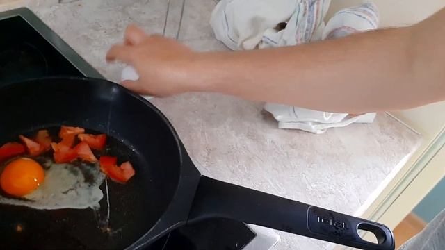 С добрым обедом! У кого какие планы на день?мини мукбанг 🍳 смотреть онлайн