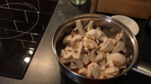 Маринованные шампиньоны за 5 минут в собственном соке без добавления воды / Заготовки для НГ стола