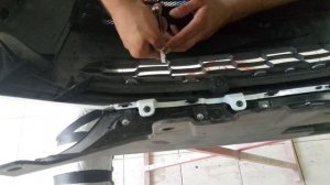 Установка доп. сетки на решётку радиатора Лада Калина 2