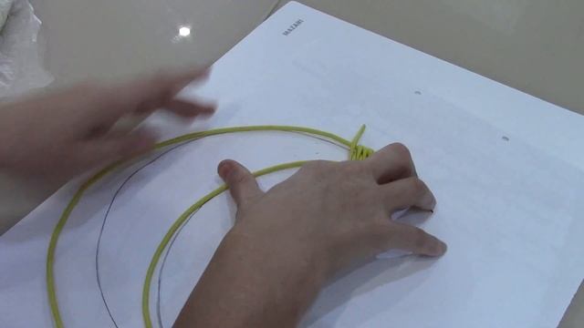 Новогодние поделки из бумажных трубочек: месяц, звезды и мышка смотреть онлайн