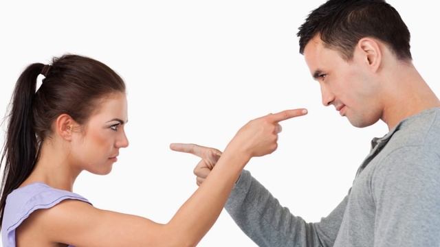 Муж их бросил, когда младшему было всего несколько месяцев. Сказал, что устал от детей... смотреть онлайн