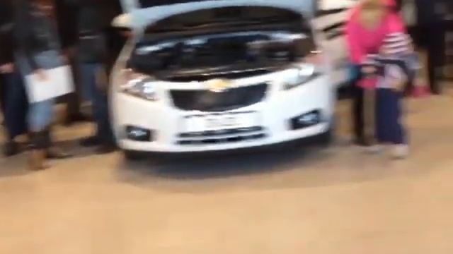 Презентация Chevrolet Aveo и Cruze в Автомире - Санкт-Петербург смотреть онлайн