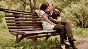 КЛИП И не бывает поздно время,  для любви