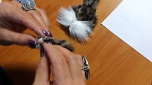 Котик - брошь, аппликация на варежки из искусственного меха