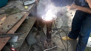 Выпресовка бугельных подшипников ( деференциала) военного моста УАЗ 469