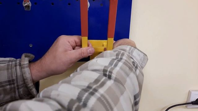 ДЕРЖАТЕЛЬ ДЛЯ ШУРУПОВЕРТА (SCREWDRIVER HOLDER) смотреть онлайн